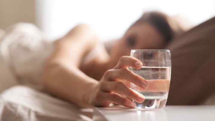 Скільки пити води для збереження краси і здоров 'я